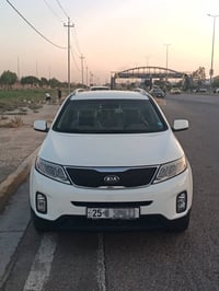 سورنتو ٢٠١٤ • ماشيه ١٠٠ الف • كفاله سنة