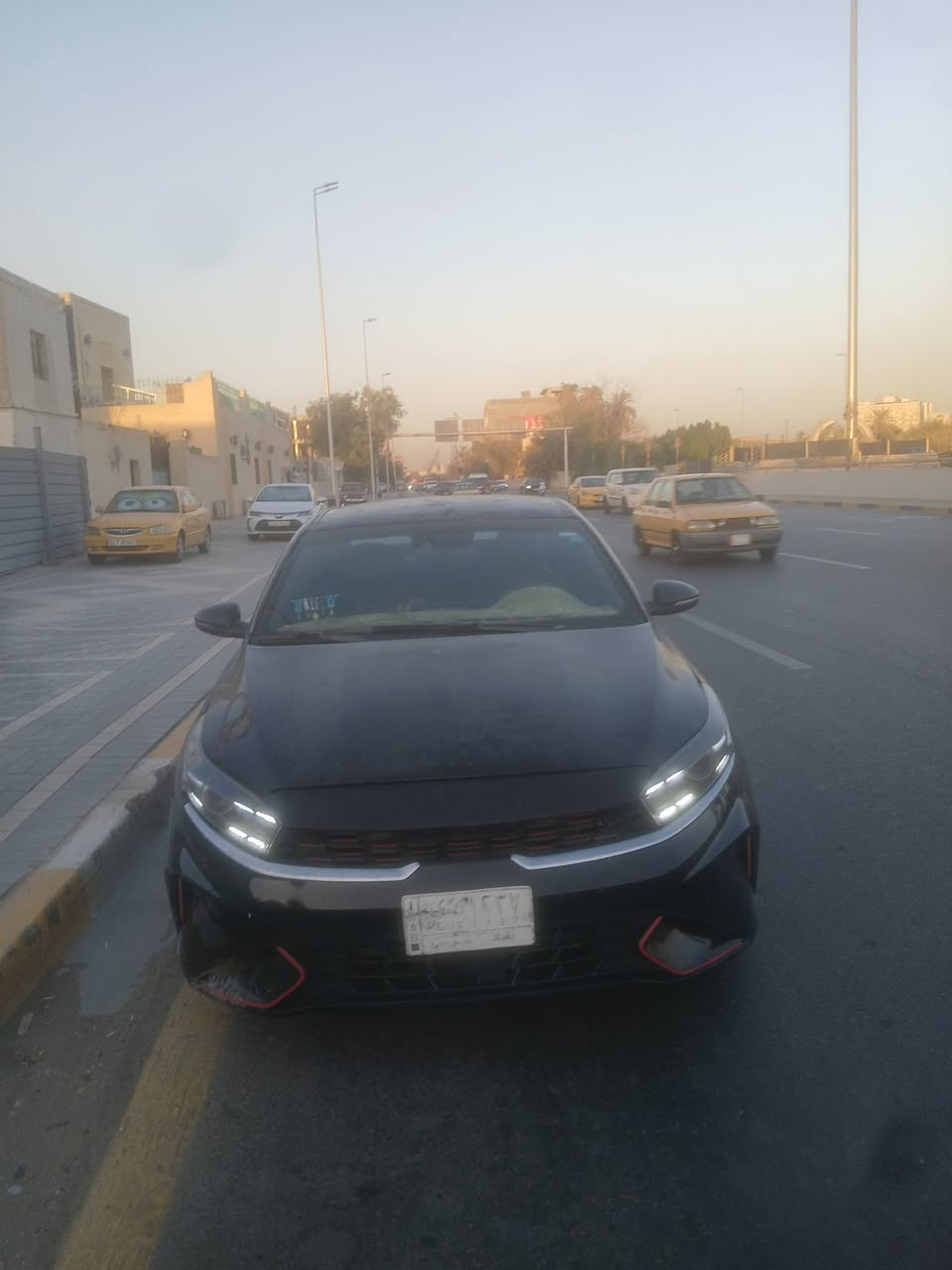 السلام عليكم لبيع فورتي موديل معوقين ٢٣ سياره محرك وكير مكفولات تبريد ثلج صور حادثه موجود بل منشور سعر 78 وبيه مجال رقمي ***********

