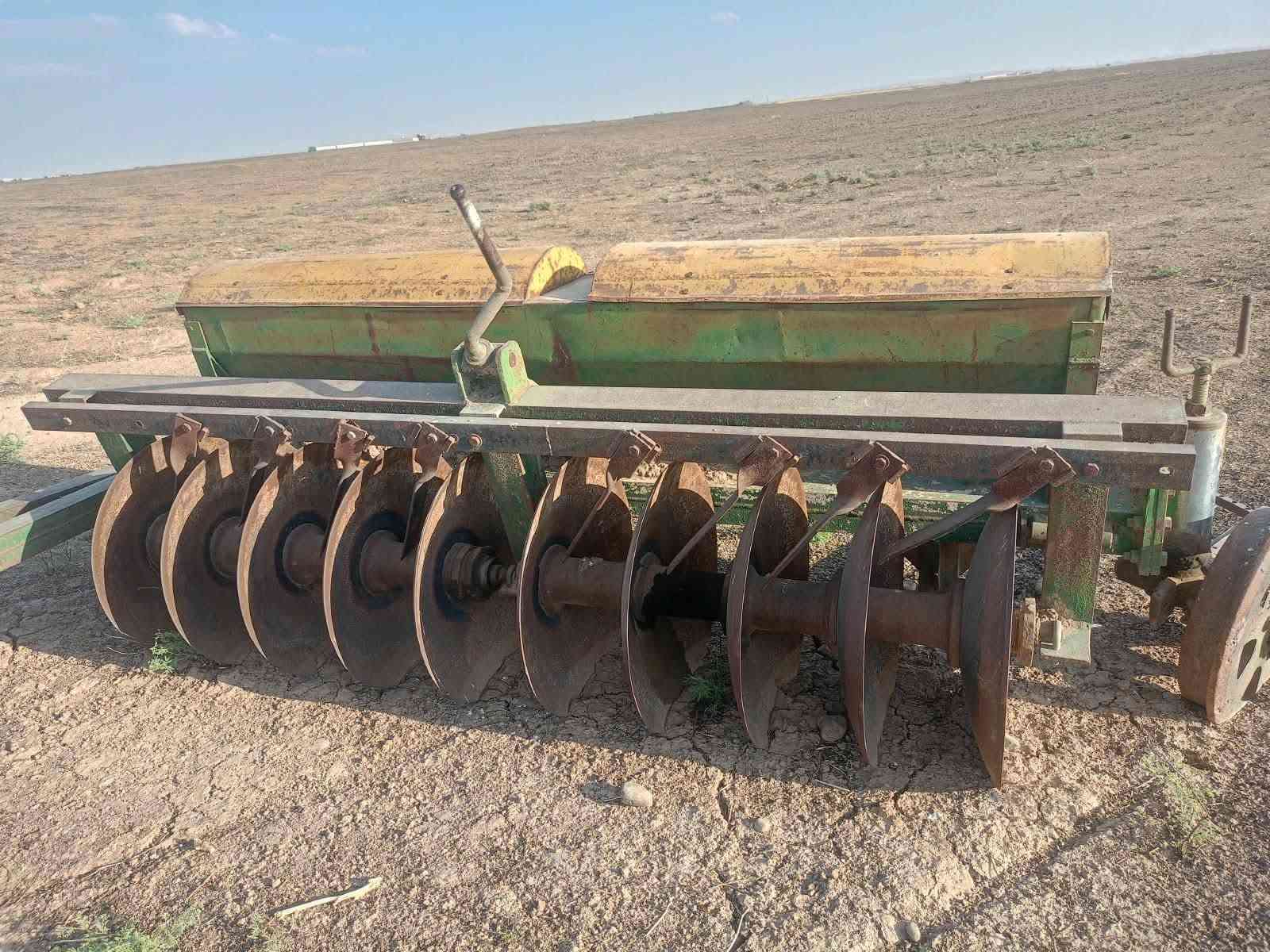 دسك عشرة، شاصي واحد، فصال جديد، بذارة جديدة، ما بيه لحيم، للبيع ، قرى رابيعه
***********
***********
