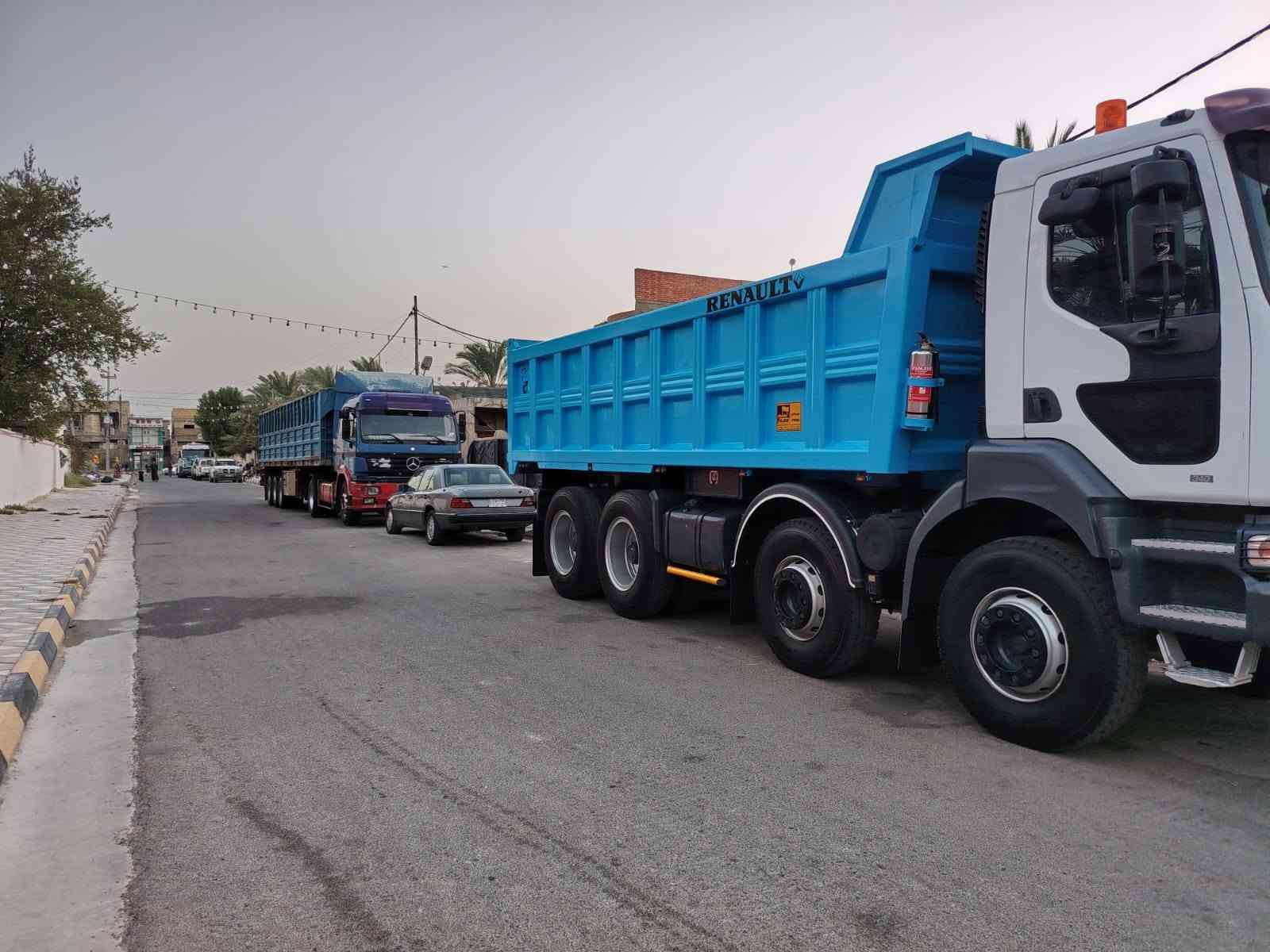 سلام عليكم رينو موديل 2003 بم ونوزل سيارة جديدة تخم تاير العنوان واسط قضاء الحي الاتصال ***********
