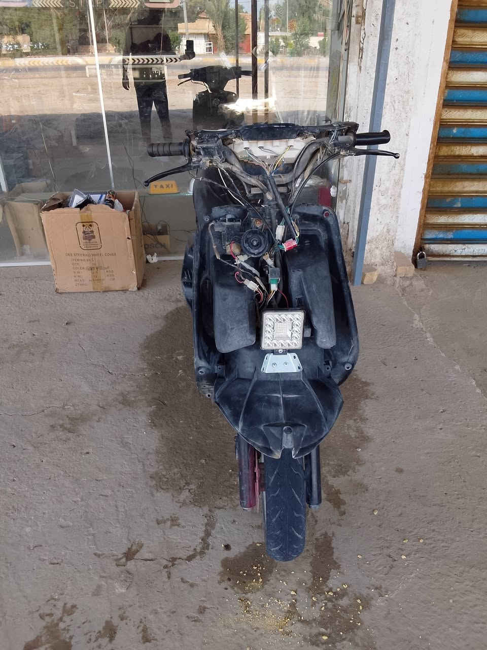 السلام عليكم دراجه فراشه لبيع مفتوحه 
السعر 250وبيه مجال قضاء السنيه

