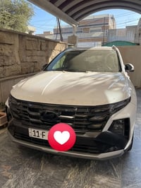 توسان 2026 ماشيه 2000 فقط  فول عدا البانوراما  كشنات تبريد  ويل 19  وب...
