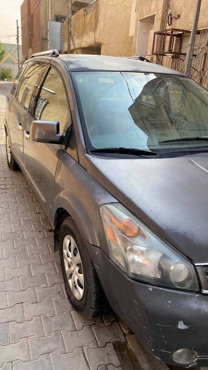 نيسان كويست • ٢٠٠٨ • حادث جهة السائق