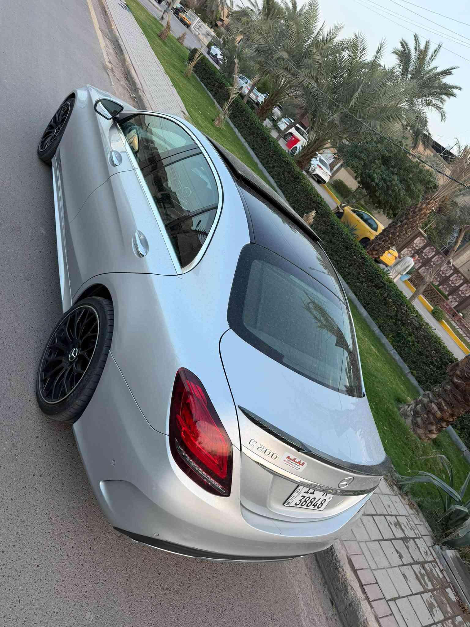 مرسيدس C200 • فول مواصفات • رقم بغداد