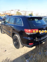 جيب شيروكي • وارد امريكي • رقم بغداد انكليزي