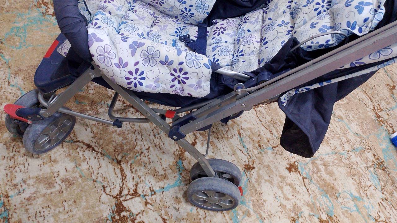 مرجوحه • عربانه طفل • نضيفات