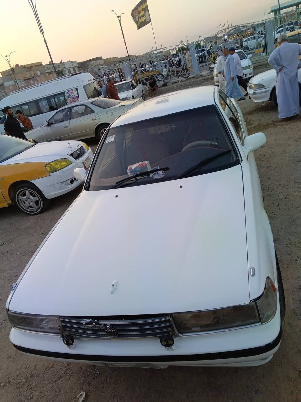 كرسته كصيف تكم مكفوله من الكص والنقل سيارة باسمي سنويه منتهيه لل 24 تبريد شغال كهربائات كلها شغاله مكينه ونجي كير ففتي جديد حداديه جديدة كشنات جدد دوشمه سياره مصبوغه جماليه ***********

