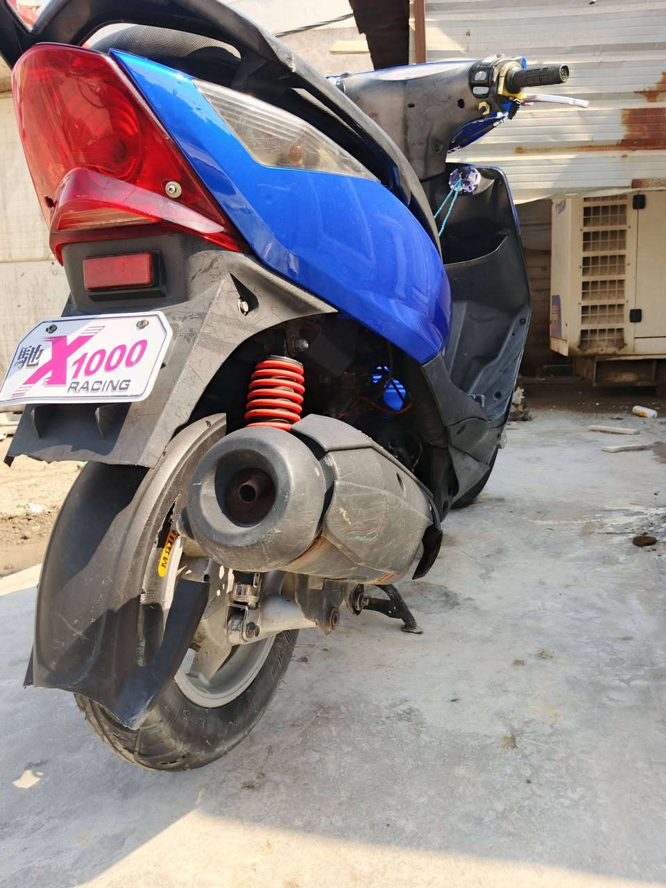 سلام عليكم دراجه ثعلب للبيع بيه تزويد بيه كلجات رياضي يشكن الكاع شلعه ومعدل تخبل محرك بلادي دراجه نصبته حلوه مكاني بغداد رقمي *********** تصل وبلخدمه
