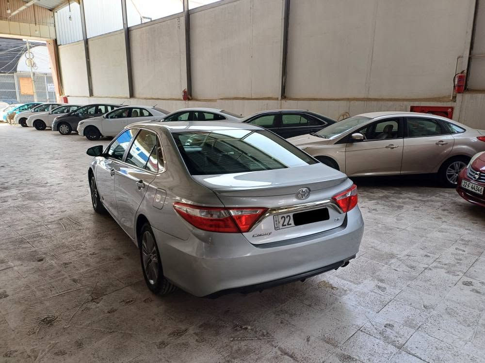 🔥 Toyota Camry 🔥 

🔺️مۆدیل : 2017 ✔️

🔺️بۆیاغ : بێ بۆیاغ ، تەنها دوو پارچەی بە بیلاد گۆڕاوە ، کەمێک بەدەنەکەی ئەزیەتی خواردووە ، هەمووی بەشەرت ✔️

🔺️ئێڕباگ : نەتەقیە هەمووی بیلادە ✔️

🔺️مواسەفات : SE 🔥

🔺️ماوەی ڕۆیشتن :   85,000Mile 🫡

🔺️نرخ : 158$ 💵  مەجال

تێبینی //

سەیارەکە زۆر  پاک و خاوێنە بێ کێشەیە  هەموو شتێکی بیلادی ماوە گاعیەی بیلادی ماوە گێڕ مەکینە تەبرید تەحویل وەکالە غەڕامە هەمووی بەشەرت بۆ زانیاری زیاتر پەیوەندی بکە.

🔺️ژمارەی تەلەفۆن : 
*********** viber.whatsapp أربيل, العراق
