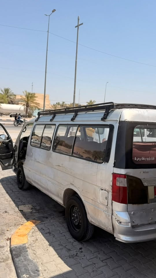 سلام عليكم
سياره فوتون للبيع 
رقم دولي مداور ثاني يوم 
تاخذ مصفره من هيئه وضريبه وغرامات 
المكان نجف 
السعر ٤٥ وبيها مجال
لاستفسار اكثر اتصل على هاذه الرقم 
***********
