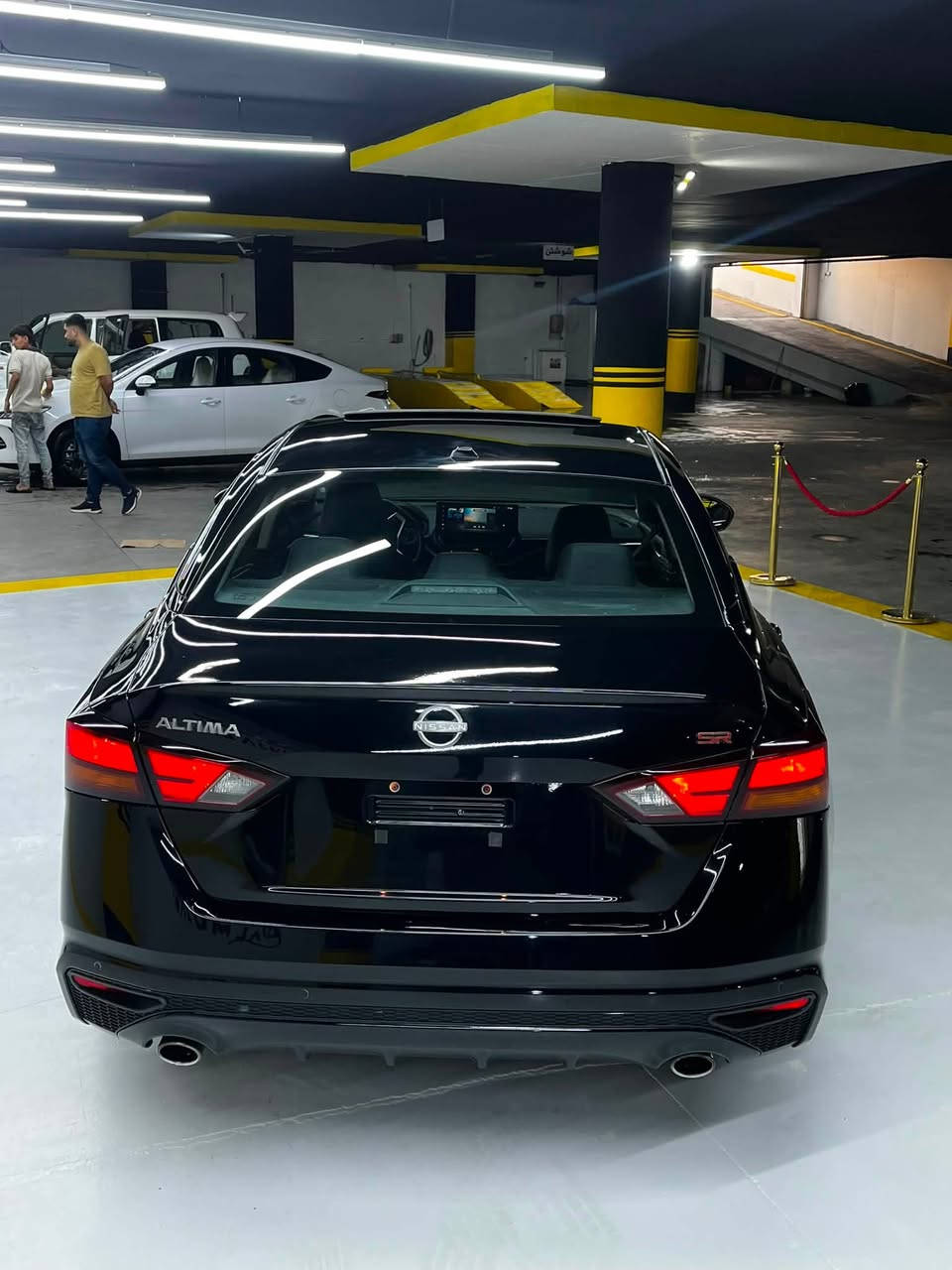 سلام علیکم
نیسان التیما altima srplus 2024 
 24 میل رۆشتوە 
بێ بۆیاخ دەعامی بۆ دەعامی بە شەرت 
٢ پەڵە pdr هەیە

ناونیشان کەلار 

رەقم شاسی موجود     1N4BL4CV3RN401451

نیسان التیما  altima srplus 2024
٢٤ میل ماشیە

بدون صبغ دعامیات مابیە صبغ
مکانین pdr
 
مکان سیارە ب کلار   

 ***********
