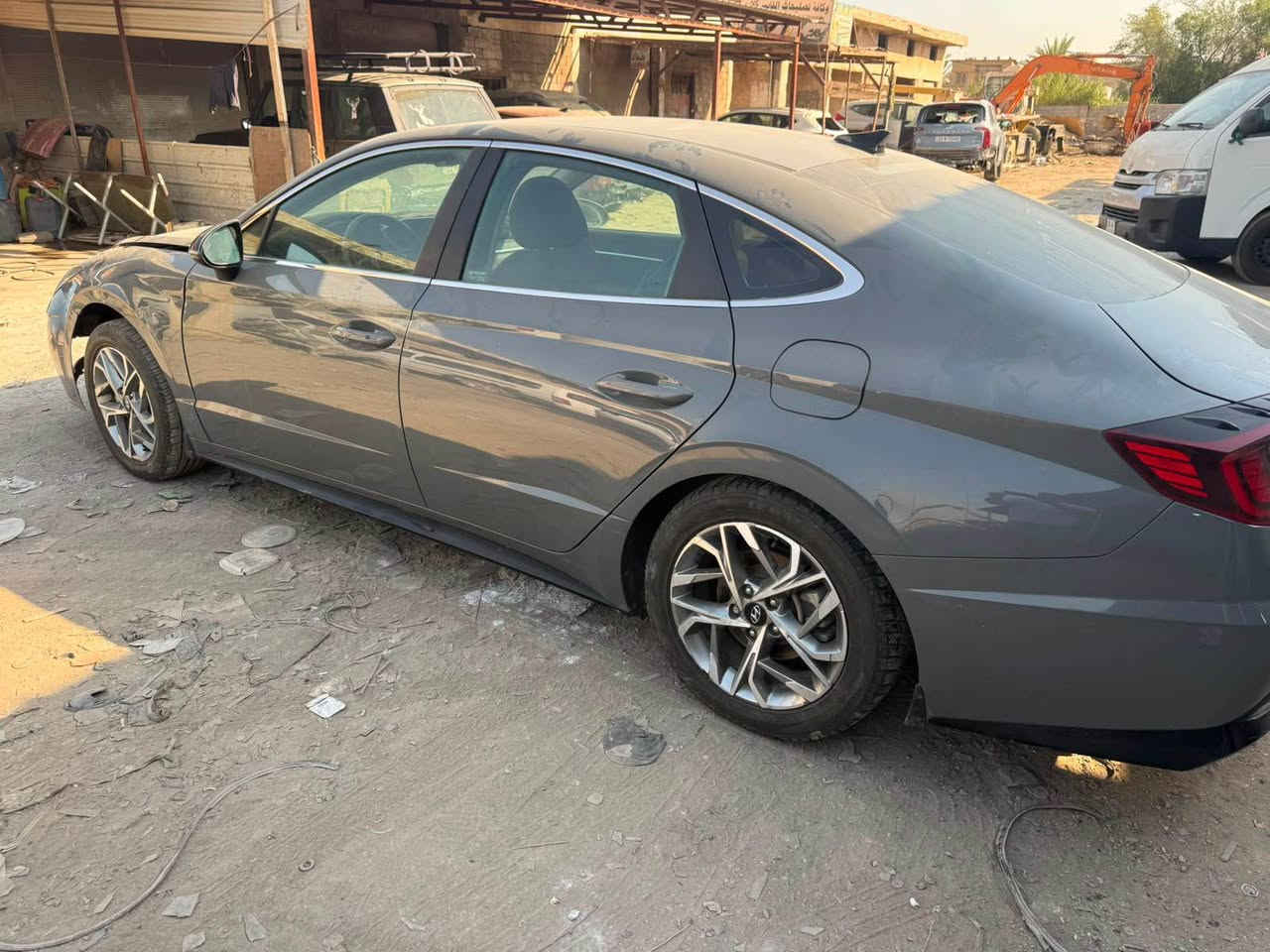هيونداي سوناتا موديل 2021 وارد امريكي رقم اربيل شرط التحويل السيارة فول مواصفات كشنات جلد تشغيل بصمة قطعتين تبريد ماشية 72 الف مكينة 2500 حادث امريكا بنيد و جاملغ
وحاليا بيها حادث ابيع على وضعها كير مكينة كفالة سعرها 125 وبيها مجال
مكان السيارة بغداد جسر ديالى الجديد
الاتصال *********** بغداد, العراق
