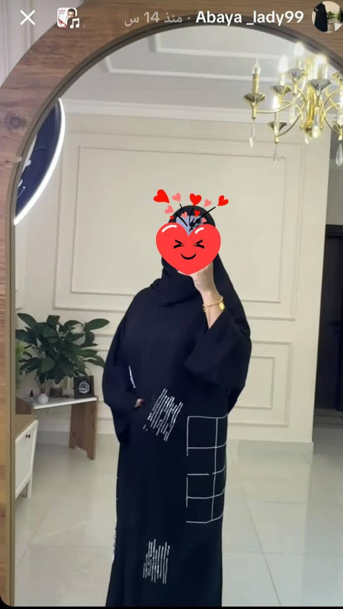 عبايات خليجي تجنن خامه ونضافة الحجز والتفاصيل على هذا الرقم ***********

نص مكتوب في الصور:
- Abaya_lady99 ٠ منذ 14 س
- Abaya_lady99 · منذ 14 س
- Abaya_lady99 ١٤ س منذ