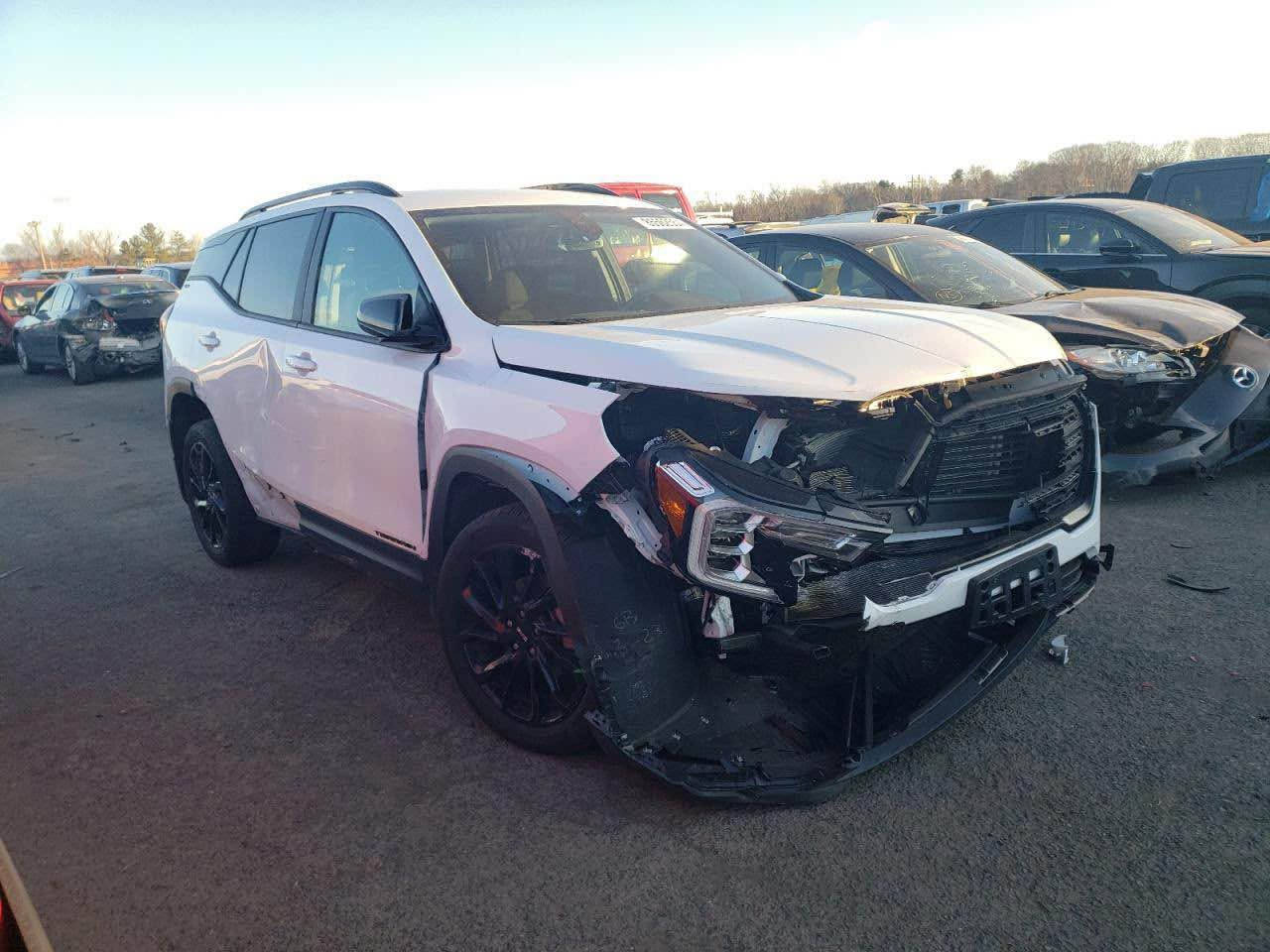 � للبيع جمسي تيران GMC Terrain

موديل: [2024]

فئة: [SLE ]

وارد: أمريكي 🇺🇸

الممشى: [الكم] ألف كم

رقم: [ابدون رقم]

اللون: [ابيض]

المواصفات: [بصمه تشغيل عن بعد كرسي كهرباء قطعتين تبريد شاشه دجتل وباقي المواصفات معروفه]

الحادث كما موضح بل صور وصار بيها حادث بل عراق تبديل بابيبن جهت عكس السايق وتبدلن نفس الون 

🔹 السيارة نظيفة جداً

🔹 المحرك والقير بحالة ممتازة

🔹 التواير بحالة جيدة

🔹 التبريد والتدفئة شغالات

🔹 السيارة جاهزة للاستخدام وما تحتاج صرف

💰 السعر: [160] قابل للتفاوض بالمعقول

📍 المكان: [واسط كوت ]

📞 للتفاصيل والاستفسار: [***********]

البيع للجادين فقط، الله يرزق الجميع دهل اوران, واسط
