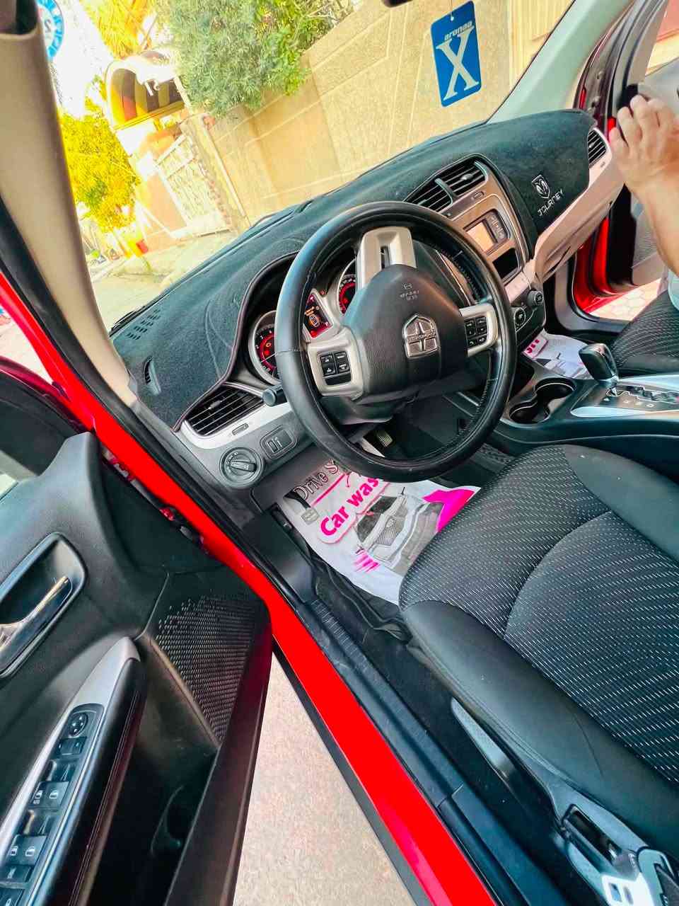 دوج جورني موديل 18 sxt محرك 6 سلندر للون مميز اورنج على احمر حادث جاملغ خلفي رقم سليمانية باسمنه
145 وبيهة مجال 
مكانهة ديالى بعقوبة 
***********
