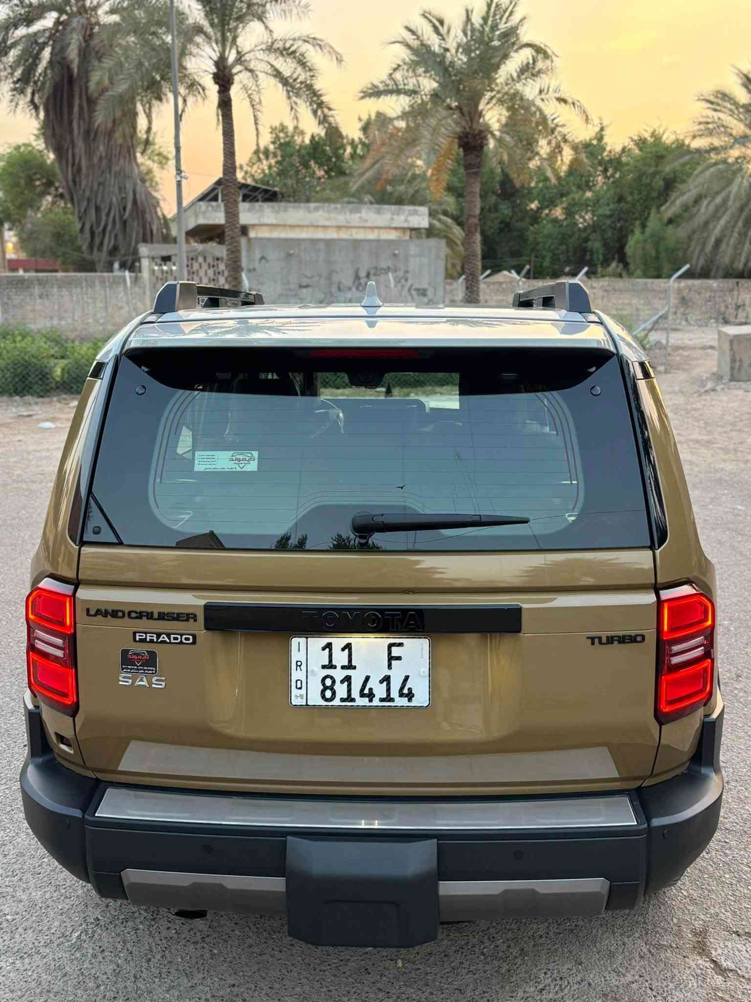 تويوتا برادو ساز. (2025).
فئة (ادفنجر) أعلى فئة بالبرادو.
اللون المميز تو كلر.
ماشية (2,000km) فقط يعني زيرو.
بعدها داخل الضمان مع تبديلات مجانية من الشركة.
كامل الملحقات موجوده وياها.
بدون كل ملاحظة بدون خدش بدون رصعة. مابيهة كل فرق عن الزيرو. سونار موجود عندي.

فول مواصفات هي أعلى فئة و الماعنده معلومات عن المواصفات يتصل ويدلل.

الموقع بغداد زيونة.
رقم بغداد تحويل مباشر.
السعر (60,800$) فقط.

للاستفسار اكثر الاتصال او واتساب:-
***********
