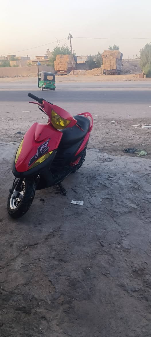 السلام عليكم دراجه ماكس للبيع
دراجه مزوده وياله ودبلات رياضي مكينه بيهة صوت ما اعرف
كفر تايواني مختم الدراجه مكفوله من السرقه
مكاني بغداد الفضيليه الشارع العام متواجد بل نهار بس
السعر 350بيهة مجال
***********
