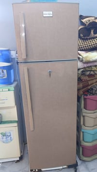 ثلاجه • نظيفة • حي الكرامه