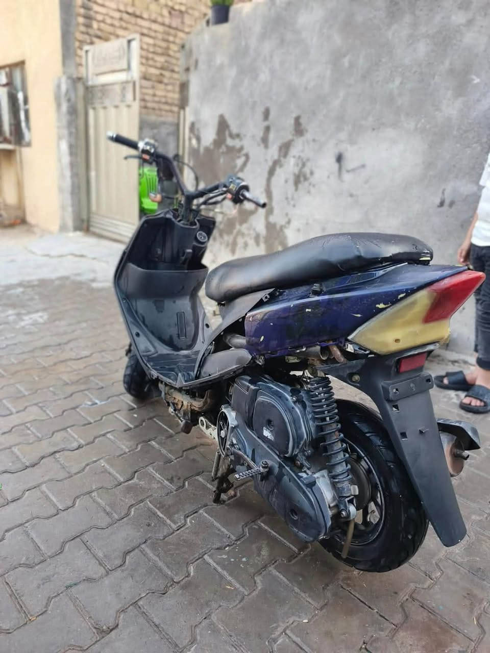 ماكس عدله
ما ناقصهه غير التاير الامامي  
الدراجه شغاله بوشه 55 
السعر 300 وبيهه مجال بسيط
كربلاء حي الحر الثوره
***********
مكلف بالنشر
