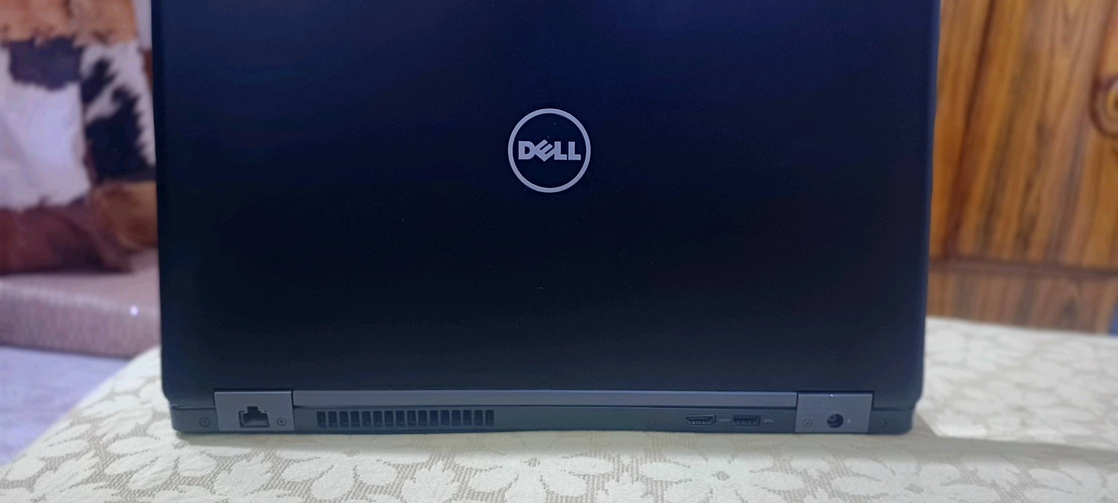 Dell • i7 الجيل السادس • كرت Quadro M620