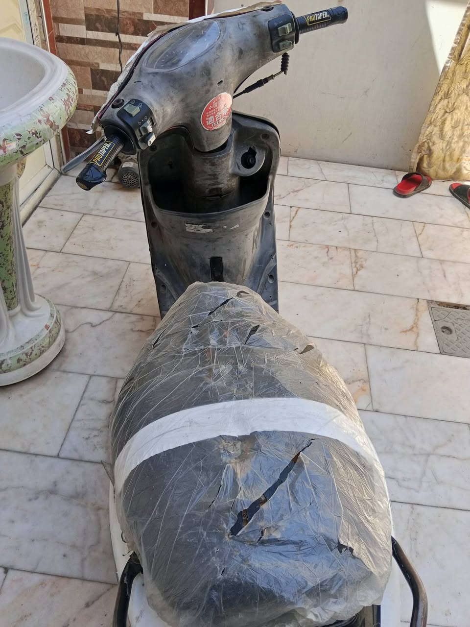 سلام عليكم  دراجه ماكس منغولي للبيع (مفتوحه مبدله بس ولفات) بس سلف ما يشتغل سعر 450وبيه مجال مكاني رميثه ***********فقط واتساب
