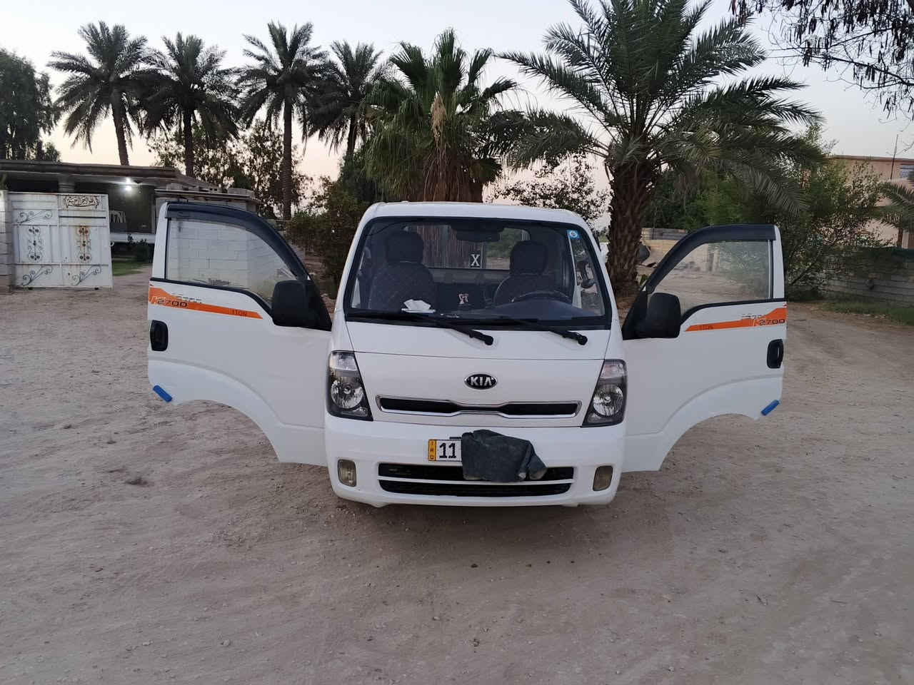 كيا للبيع موديل 14 رقم بغداد انكليزي سنويه لل 27 بسمي تحويل ثاني يوم السياره هزته ما ساقطه تحويل مباشر كهربائيات كله شغاله  دوشمه جديده تايرت تخم جديد كله محرك او كير وكسن او شاصي  مكفولات من كلشي او متعهد السياره جاهزه للشغل مكانه بابل اجبله منطقة الحميري 
السعر 105 او بيه مجال 
رقم ***********بس واتساب 
رقم ***********
