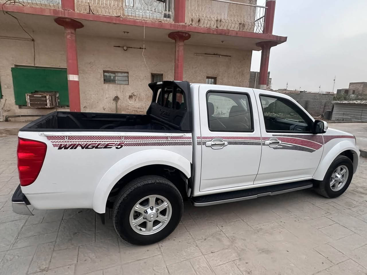 بيك آب • ٢٠٢٥ • ٤٤٠٠٠ كم