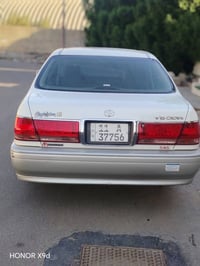 كراون • ٢٠٠٢ • مشيه ٩٧٠٠٠