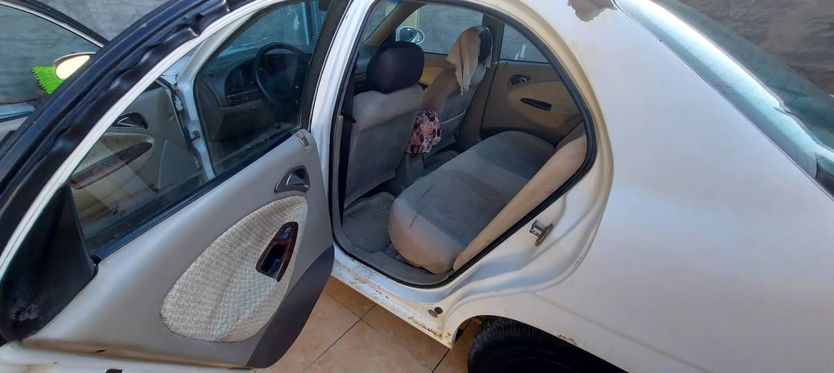 سلام عليكم اخوان نوبرا 2 سيارة جاهزة من محرك كير صدر أمامي خلفي بسمي 31 يلة تسقط مسكر كير عادي سعر 23$ وبيهة مجال للشراي اي ستفسار ***********
