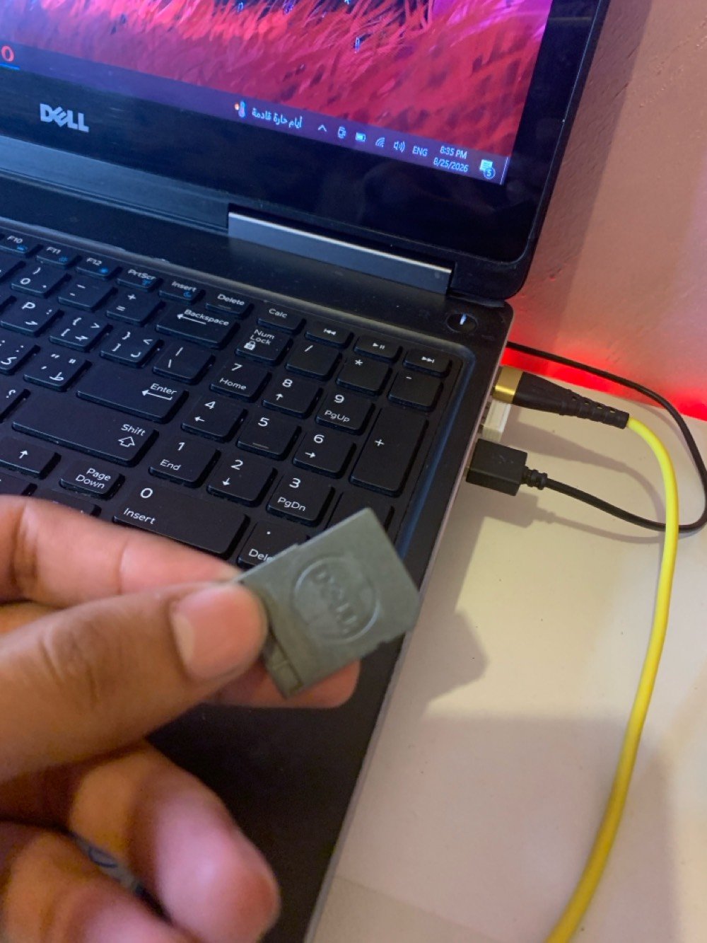 🔥 لابتوب Dell للبيع – مواصفات قوية ومميز  وب385🔥
.
✨Dell pricishon 7510 لمس المميز ✨

💻 Intel Core i7-6820HQ @ 2.70GHz
.
قابل للتطوير الى 64 🔥🧠 RAM 16GB DDR4 
2133MHz
.
🎮 NVIDIA Quadro M2000M 4GB
.
🔥Nvidia graphics 8GB
.
. قابل للتطوير 💾 SSD 512GB ⚡

كيبورد ضوئي 
.
🖥️ شاشة 15.6 إنچ Full HD 1920×1080 ⭐
.
لمس ركز 10 اصابع👆🏻
.
ويندوز 10 pro مفعل جاهز 

🎮 يشغل ألعاب مثل:
🔥 GTA V
🔥 Fortnite
🔥 Valorant
🔥 Counter-Strike 2
🔥 PUBG
🔥 Battlefield 5
🔥 Forza Horizon 4
🔥 Far Cry 5
🔥 The Witcher 3
🔥 Dota 2
🔥 Minecraft
وغيرها 🎮

⚡ جهاز سريع ومناسب للدراسة، البرمجة، التصميم، البرامج الهندسية والألعاب.
.
ملاحضه الكلك الايسر من التج ماوس متوقف فقط الكلك الايسر 
.
💰 السعر: [385 بي مجال بسيط للشراي]
📍 الموقع: [بغداد الدوره]
📩 للمهتمين مراسلة خاص او واتساب