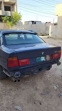 بي ام دبليو 525 • بلا تحويل • الشيخان