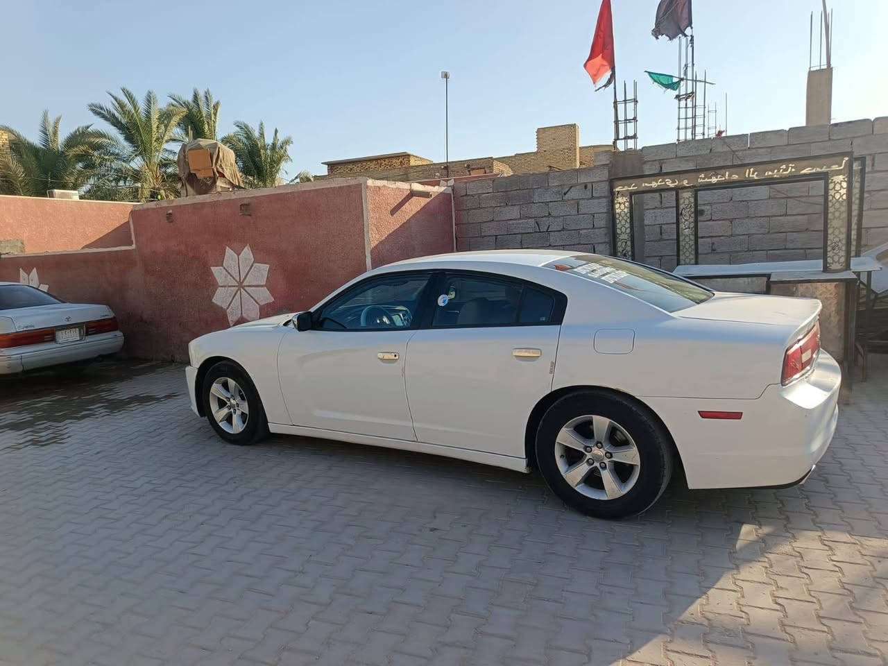 جارجر مديل ١٣ للبيع أو مراوس بدوج كرفان سيارة ضررها بجم السعر ١٢٠ مع المجال للاستفسار ‏‪***********‬‏
