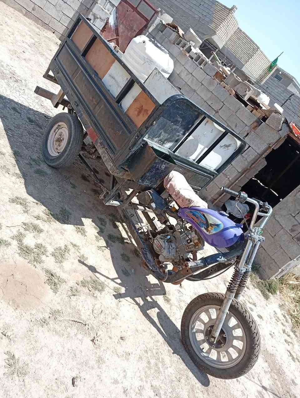 سلام عليكم ستوته امتيار نضيف وجاهزه لشغل هندر واحد تخم تاير محرك مجفت جديد بوجهك لشغل بسعر بلاشش ب550الف بدون تكفل سرقه وعشائر وراقه ضاعت مني العنوان العزيزيه تصل ***********
