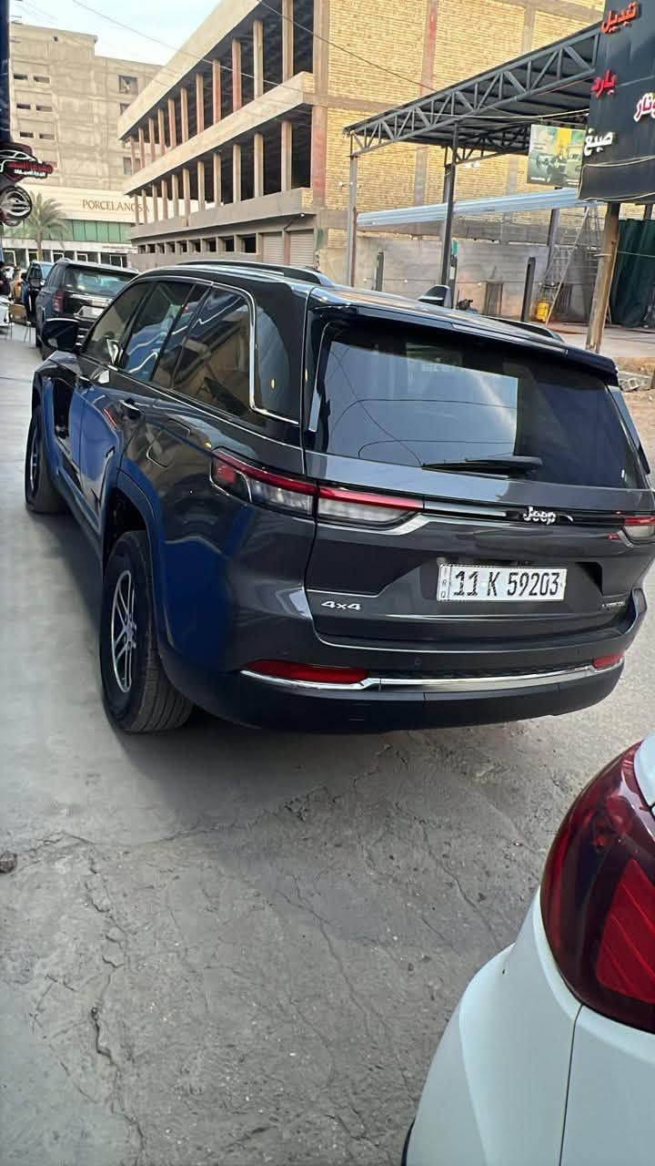 جيب 2023 حادث موضح بصور فقط صبغ بلجاملغ  محرك 3600 سته سلندر موصفات معروفه سياره 4x4  ماشيه 67 الف سياره 5 راكب السعر 280 بي مجال الشراي يتصل مكان السياره بغداد الزعفرانيه ***********
