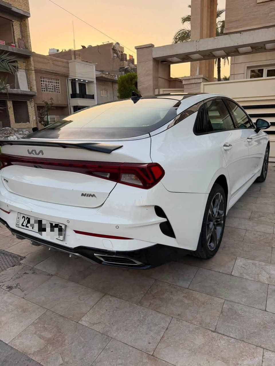 خليجي k5  وكاله نم NIM
الموديل : 2022 
المحرك :2000
الرقم : اربيل 
ماشيه 81
السعر 185

بيه bdr بلصندوق 
ورصعه بلباب خلف السائق 

 فول مواصفات 

دخول ذكي(بصمة) +تشغيل عن بعد
كاميرا +حساسات امام وخلف
المصابيح الامامية زنون+LED

مقاعد جلد +كهرباء + تدفئه
محدد سرعة
فول تحكم ستيرن
درايف مود
صندوك كهرباء 
مري كهرباء
تبريد قطعتين
5 وضعيات قيادة
 ***********
