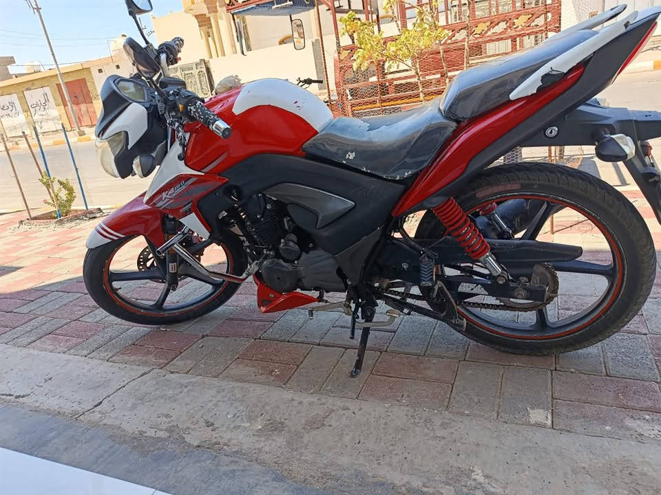 السلام عليكم هاوجي بطح
موديل2019دراجه شلعه ومعدل تخبل ما ناقصه اي شي شغاله صلف وهندر كهربائيات كله شغاله لايت زنون بيه اوراق دراجه مكمركه متواجد خاص وعلى هذا الرقم ***********السعر
