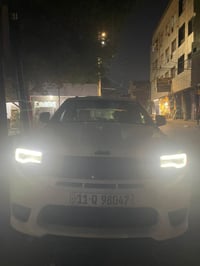 جيب شيروكي ٢٠١٨  كت srt ووياله srt  بصمه  كشن كهرباء  شاشه وسط  جنطه ك...