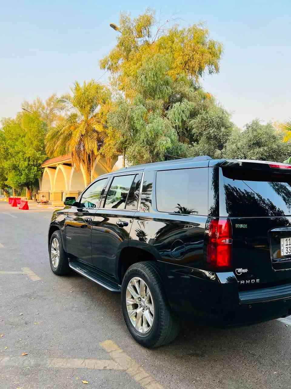 السلام عليكم 🔥😎 بيع فقط 
شوفر ليت تاهو 2019 امريكي 
رقم بغداد انكليزي تحويل مباشر سنويه ب اسمي 
عداد المسافه 66 الف mil
صور السونار موضحه ب اسفل المنشور 🔻
المواصفات 🔰
سويج
محرك 5.3
شاشه
كامره
حساسات 
مقاعد جلد
كشنات الاماميه كهرباء 
المقاعد الخلفيه منفصل
صندوك كهرباء 
وبعد بيها مواصفات 
السياره جاهزه من كلشي وعلى ايدي 

 📍 مكان السياره / بغداد الكاظميه 

📞 ***********

📞 ***********
