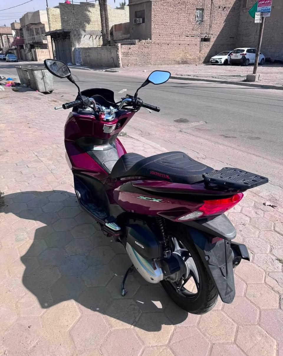 الجيل الثاني لون ماروني pcx
ماشية 33 حقيقي مكفولة من كلشي كفر ومحرك
حساس ازدحام شغال حساس استان كفرها نظيف بي شوية شخوط قليلة
السعر 2.250.000 دع بيها مجال
العنوان بغداد/ الشعلة
***********
