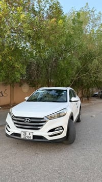 توسان ٢٠١٨ • ماشي ١٠٠٠٠٠ • رقم نجف