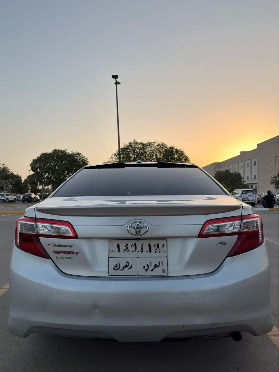 ٱلسَّلَامُ عَلَيْكُمْ وَرَحْمَةُ ٱللَّهِ وَبَرَكَاتُه
تويوتا كامري 2013 SE (Sport Edition)

المواصفات:
فئة Sport (SE)
شاشة لمس
كاميرا خلفية
ويل حجم 18 كروم
كشافات ضباب
تحكمات ستيرن
شفتات ستيرن
مثبت سرعة
بلوتوث و USB و AUX
مكيّف بارد مثل الثلج ❄️
داخلية Sport واسعة ونظيفة
محرك اقتصادي 2.5 لتر
گير أوتوماتيك

الضرر ثلاث قطع، تبديل الأمامي بلادي نفس اللون، شرط بدون دواخل وبدون أي قطرة صبغ.

رقم السيارة دهوك
مكان السيارة أربيل
السعر 119$ و عليها 400دولار غرامه تنزل من السعر 
للتواصل خاص أو واتساب ***********

سڵاو و ڕەحمەتی خودا و بەرەکەتەکانی لەسەر هەمووتان 🌹

تۆیۆتا کامری 2013 SE (Sport Edition)

تایبەتمەندیەکان:
• پۆلی Sport (SE)
• شاشەی تاچ
• کامێرای دواوە
• وێڵی 18 کرۆم
• کەشافاتی فوگ
• کۆنترۆڵی ستێرینگ
• شەفتی ستێرینگ
• کۆنترۆڵی خێرایی
• بلوتوس و USB و AUX
• کۆندیشن زۆر ساردە ❄️
• ناوخۆیی Sport، فراوان و پاک و خاوێن
• ماتۆڕی ئابووری 2.5 لیتر
• گێری ئۆتۆماتیک

زیانی سێ پارچەیە، بەمپەری پێشەوە گۆڕاوە و هەمان ڕەنگە.
مەرجە: هیچ دەستکارییەک لە ناوخۆیی نەکراوە و هیچ ڕەنگکردنەوەیەکی زیادە نییە.

ژمارەی ئۆتۆمبێلەکە: دهوک
شوێنی ئۆتۆمبێلەکە: هەولێر 
نرخى ئۆتۆمبێلەکە: 119$
لەسەری ٤٠٠ دۆلار غەرامەیە، لە نرخەکە دادەبەزێت.
بۆ پەیوەندی: تایبەت یان واتساپ
*********** أربيل, العراق
