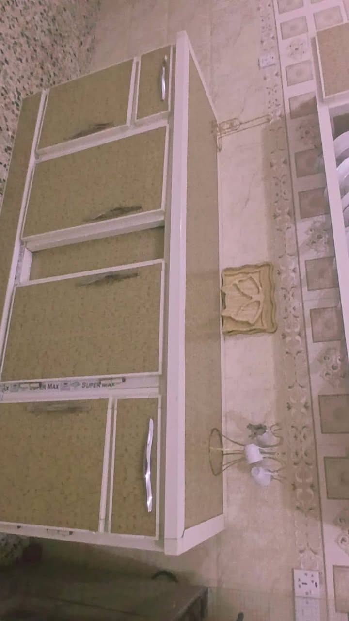 السلام عليكم...كاونتر للبيع تفصال درجه اولى السعر خاص 📍مكاني بغداد...هاذ رقمي متوفر وات ساب***********
