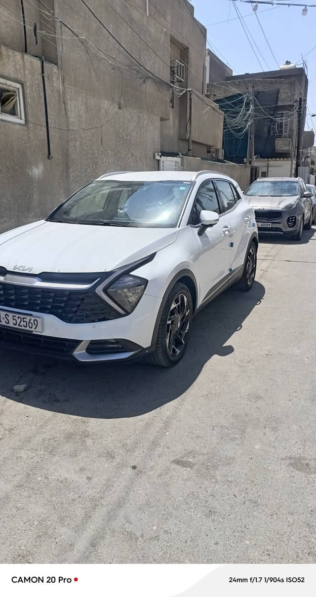السلام عليكم سبونج خليجي موديل 2023 السياره مكفوله كفاله عامه السعر 195بي مجال رقم الموبايل ***********
