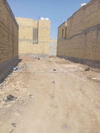 الصخين • ٢٢٠م • كهرباء وماء
