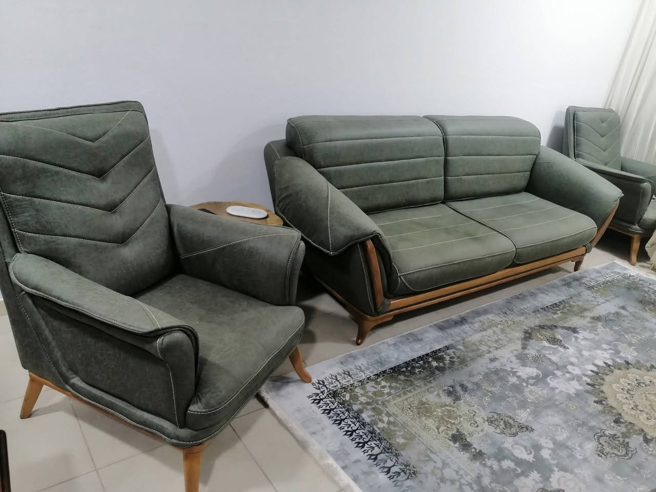 غراض بيت للبيع نضافه 100٪ حله ابي غرق مجمع الكوثر للاستفسار *********** واتساب

