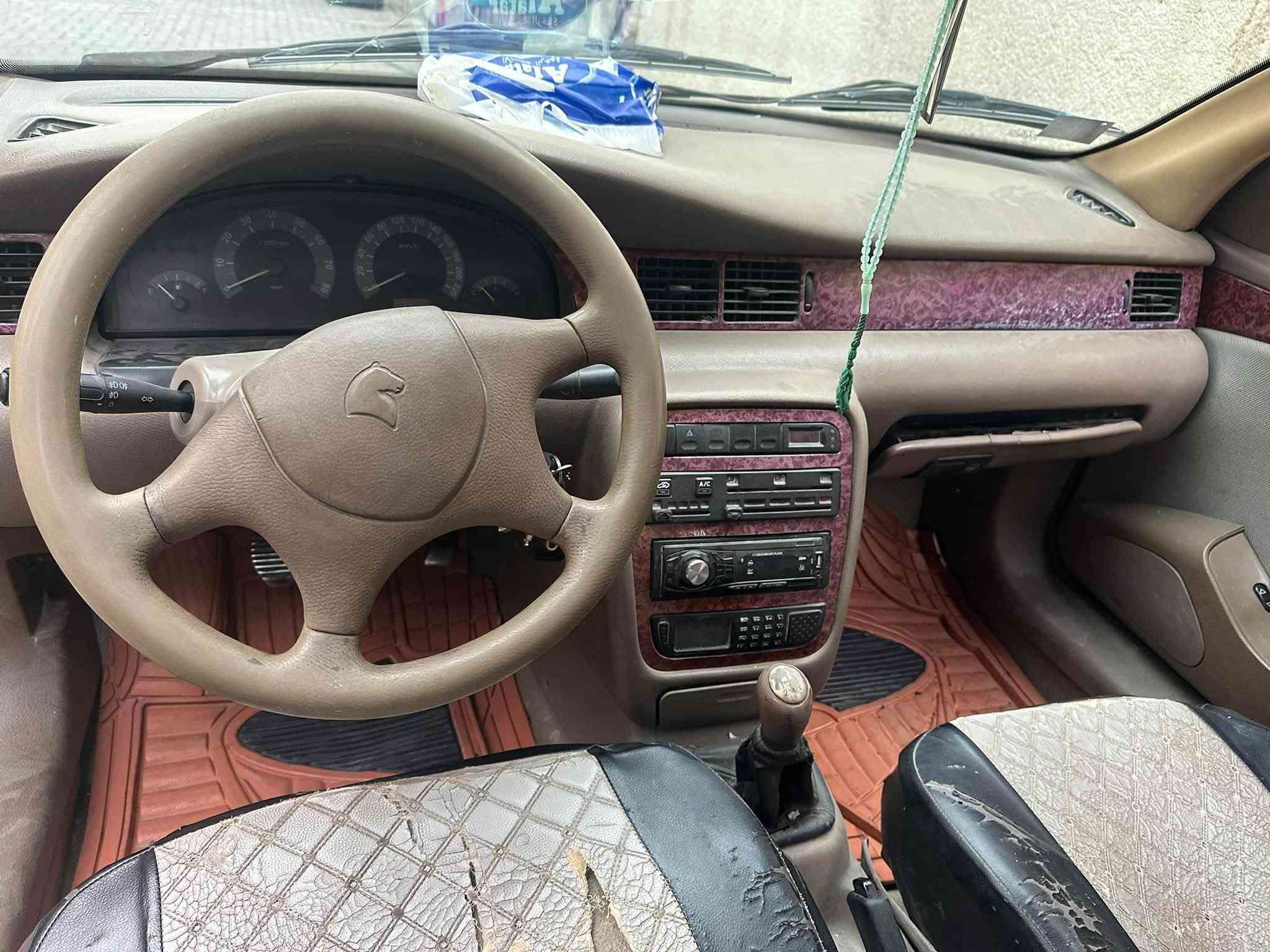 سمند • ٢٠١١ • بدون صبغ