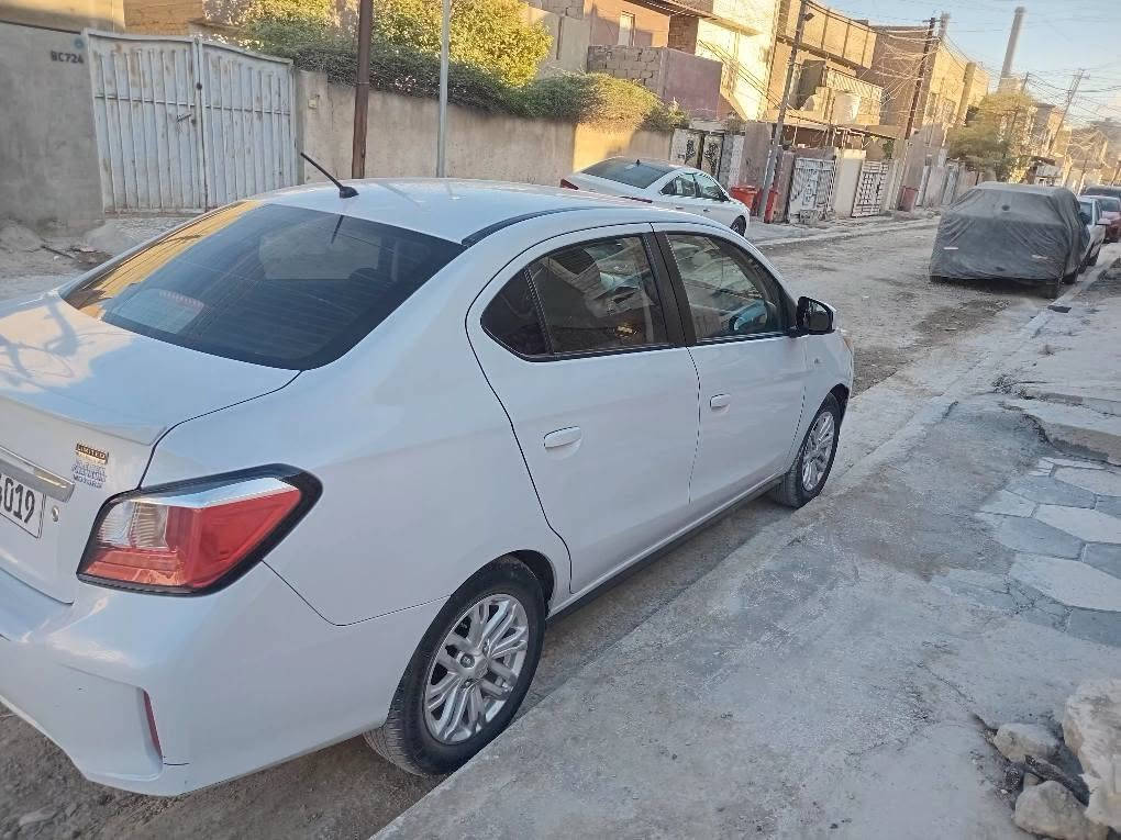 السلام عليكم 
مستعجل عل البيع 
للبيع ميراج 2024 لون سموك المرغوب/ماشية50m/ موصفات G4 //LIMITED  حادثه جاملغ عكس السايق واحفة البنيد فقط بدون دواخل بدون ايرباك /السيارة خير من الله ما ناقصة شي تبريد كير مكينة صدر تايرات كله مكفولات 
الستفسار
*********** 
المكان بغداد /الدورة 
السعر89 وبيه مجال بسيط بغداد, العراق
