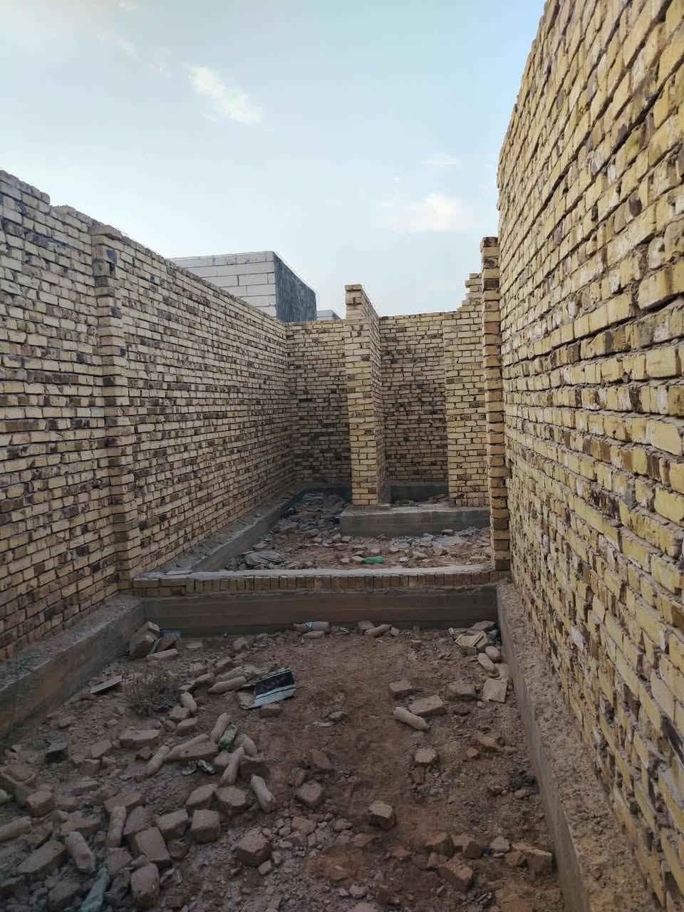 هيكل • ١٠٠م • صب كونكريت