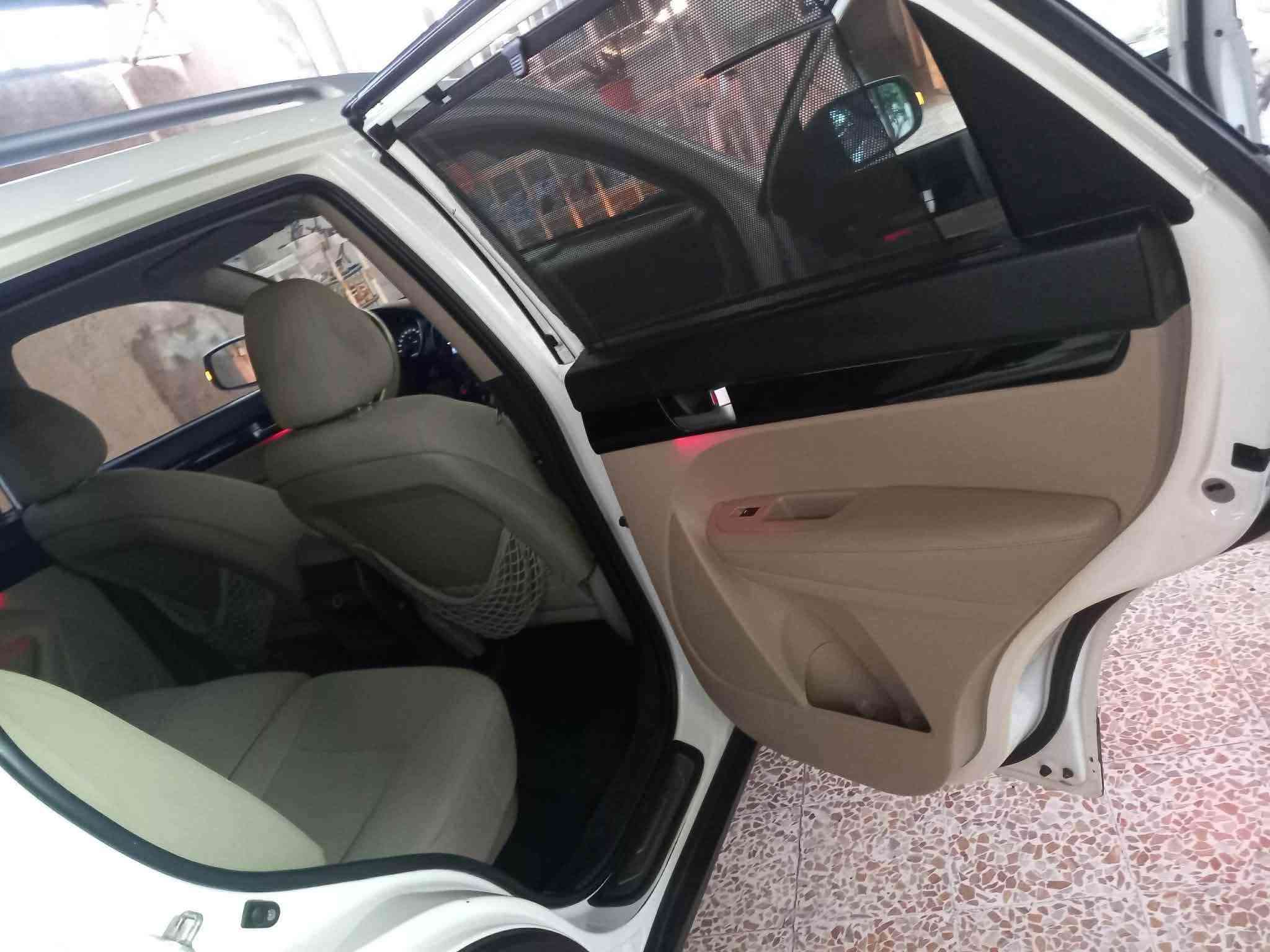 سورينتو للبيع ٧ راكب  موديل ٢٠١٤  هزة جديد سنويه جديدة السياره باسمي بدون صبغ قبغ الصندوق بس شويه بي بارد بس السعر ١٥٠ 
***********
***********
