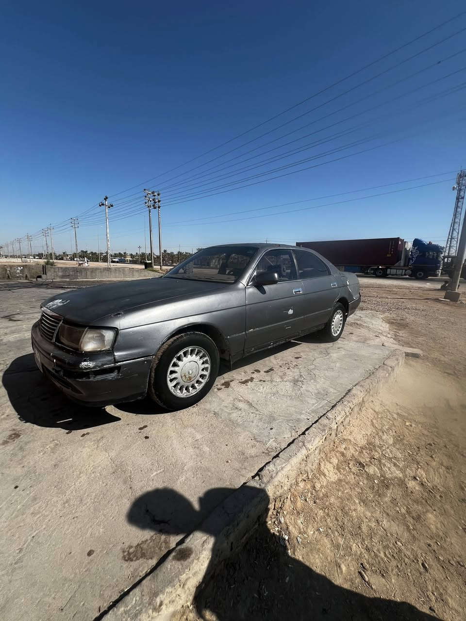 سلام عليكم البيع بطه متصل مديل 1992السياره 25000مكينه وكيرر كفاله رقم نكليزي تحويل ثاني يوم سياره تخم تاير حداديه والسيارة مصبوغه عام كشرها نضيف السعر 35وبيها مجال مكان بصره ***********
